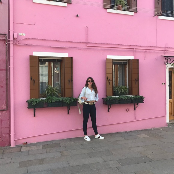 Meet your Posher, Ingrid - Picture 8 of 8